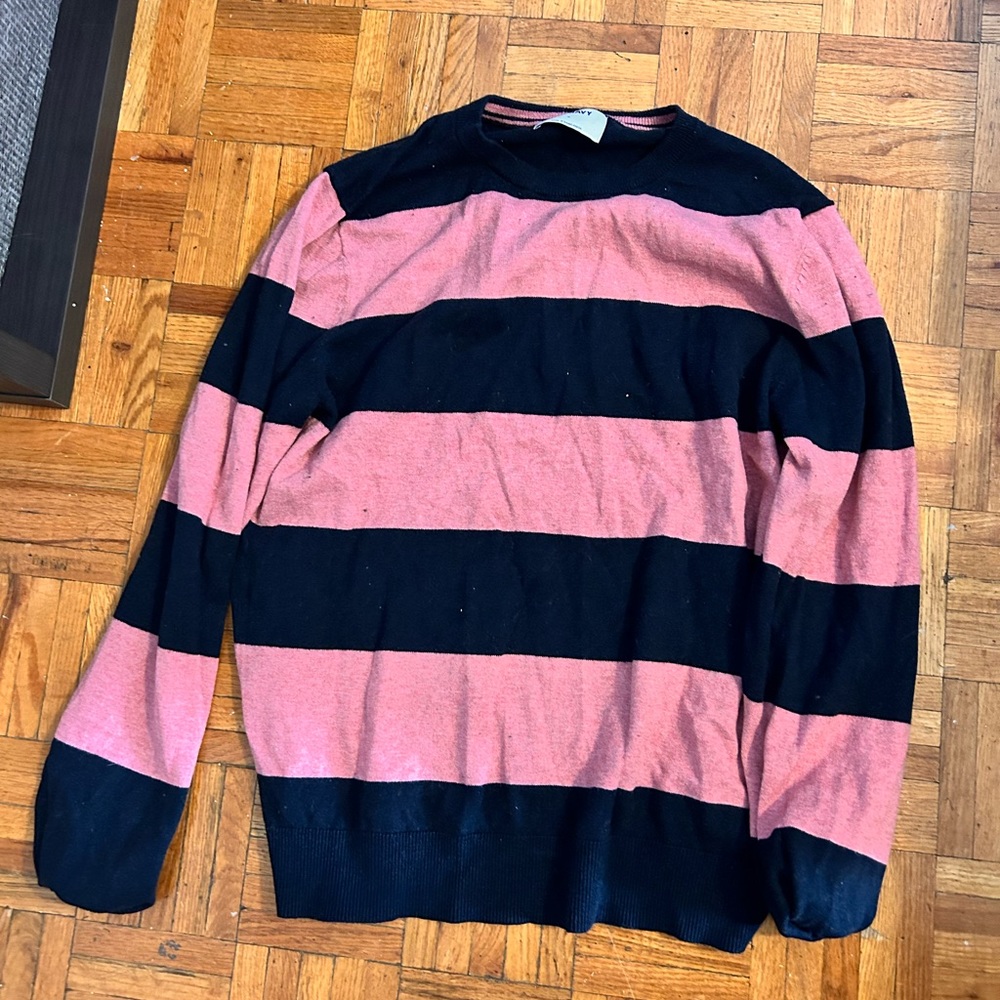 Old Navy Sweater